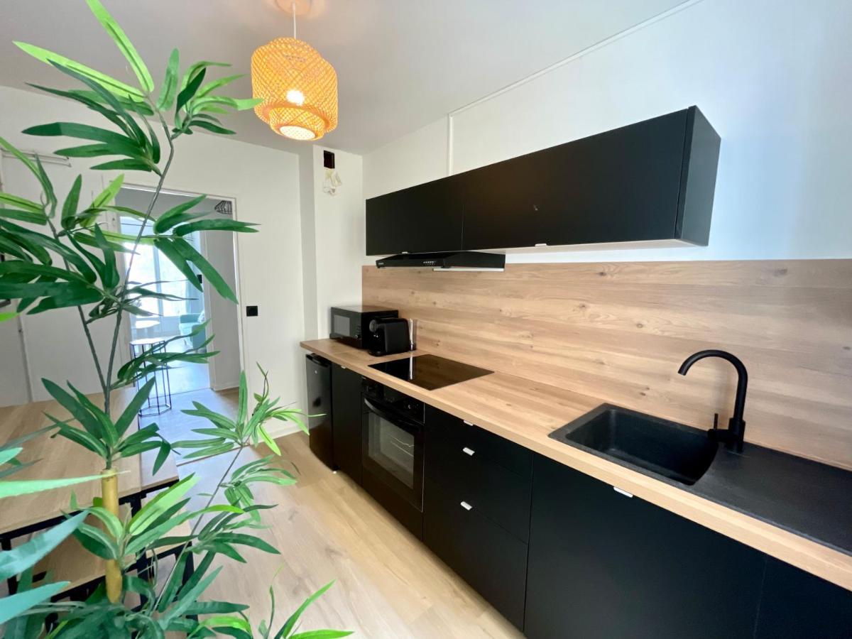 La Douceur Roannaise - Parking Prive Proche Gare Apartment Roanne Exterior photo